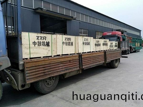 髮(fa)貨(huo)現(xian)場(chang)